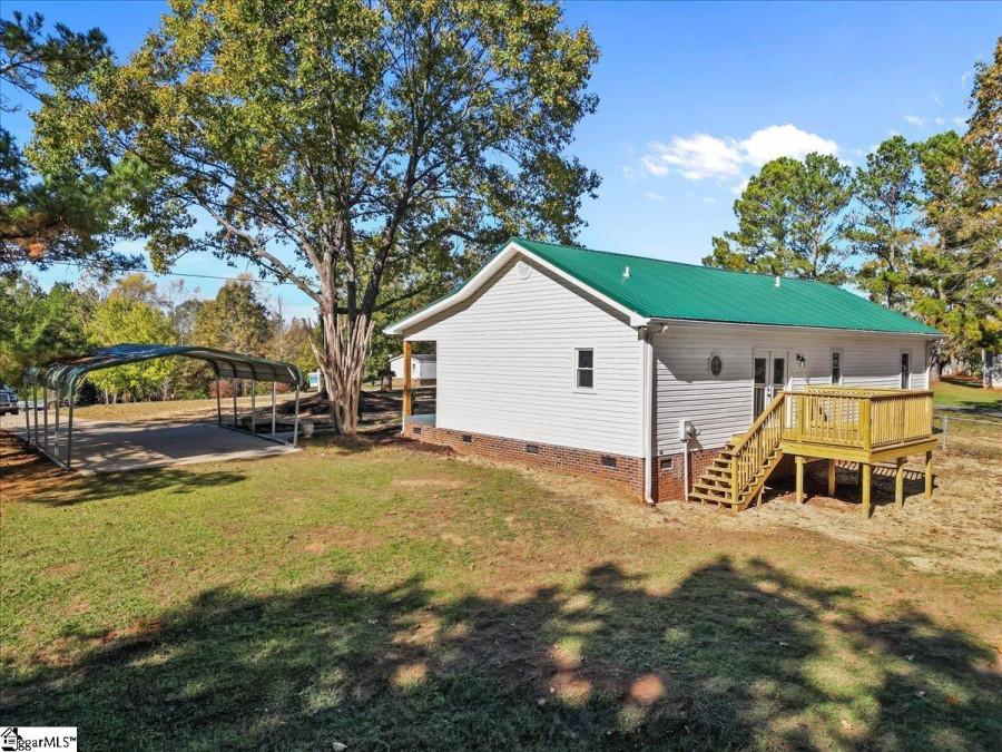 369 Stewart  Six Mile, SC 29682