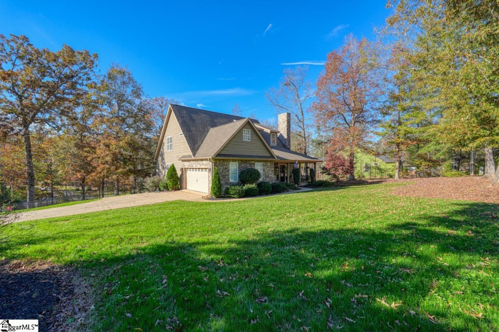 451 Old Asheville Campobello, SC 29322