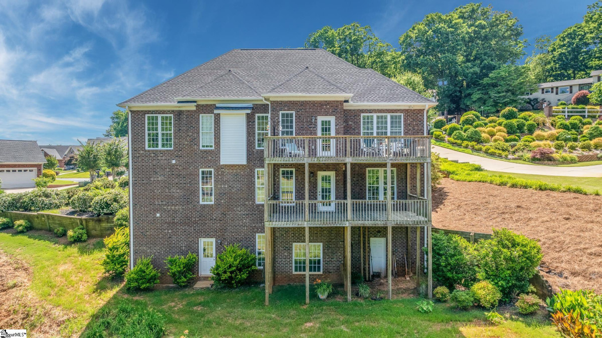 9 Belle Terre Greenville, SC 29609