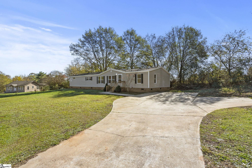 2805 Anderson  Liberty, SC 29657