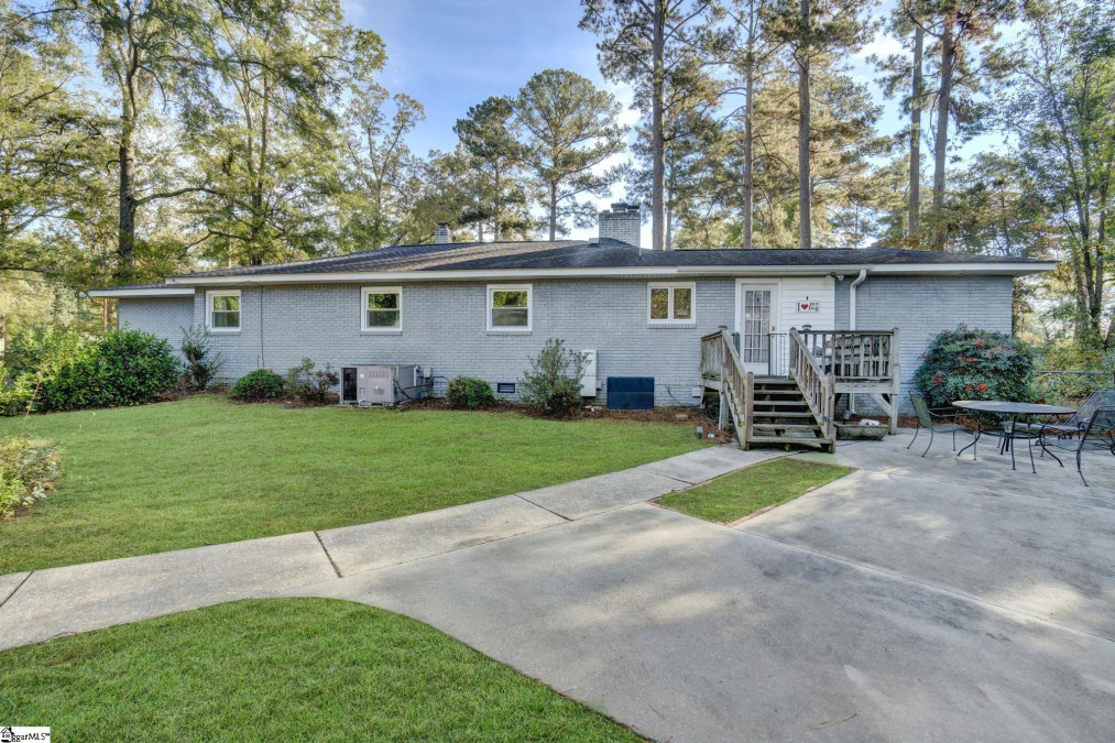 500 Chestnut  Clinton, SC 29325