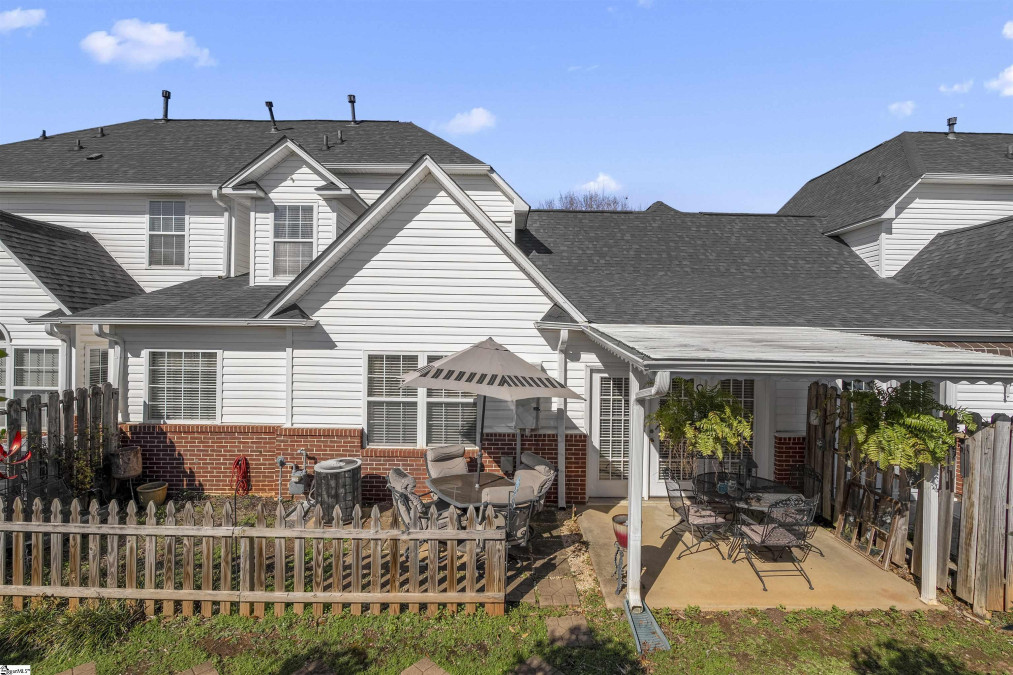 304 Rockbrook  Greer, SC 29650