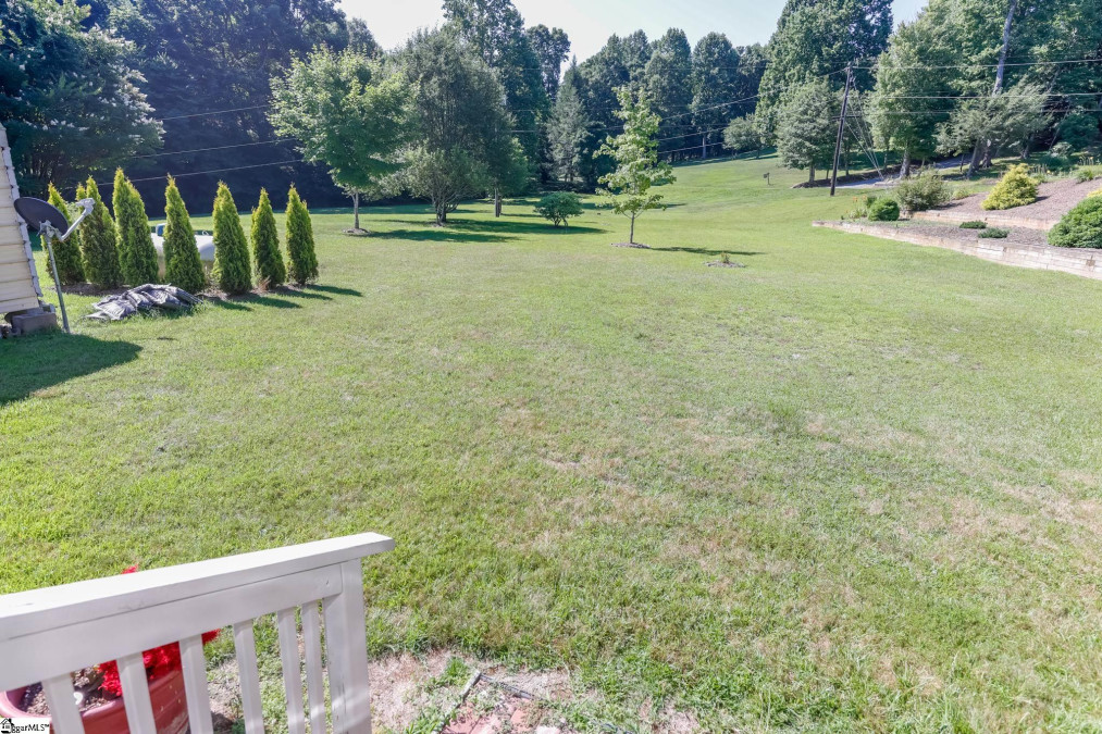 4695 Jeter Mountain Hendersonville, NC 28739