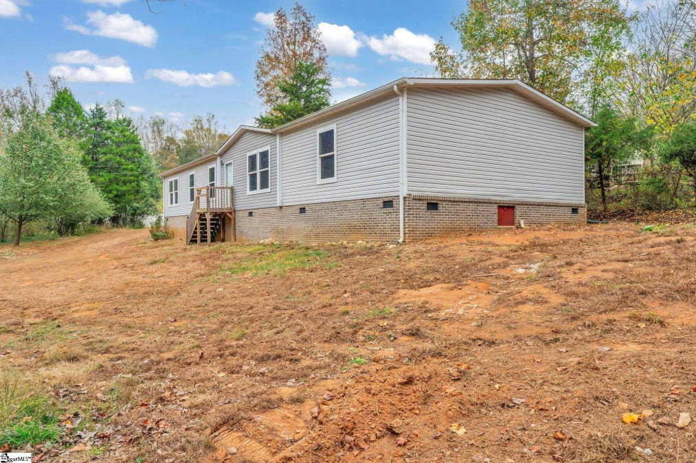 207 Cedar  Piedmont, SC 29673