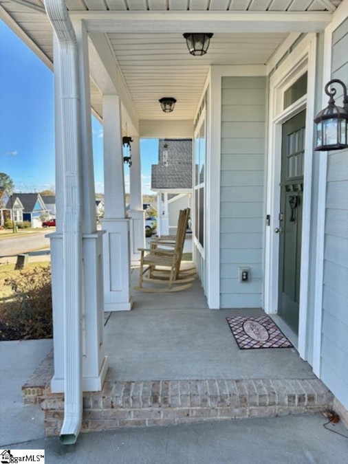 210 Daystrom  Greer, SC 29651