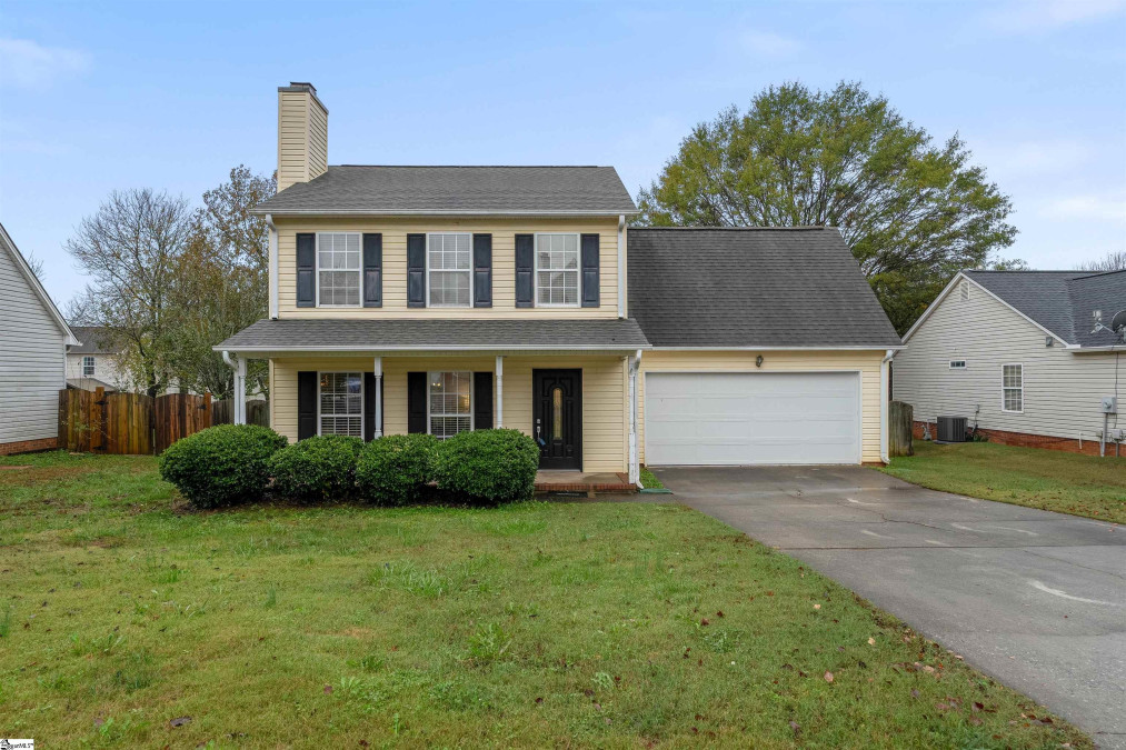 107 Fawnbrook  Greer, SC 29650