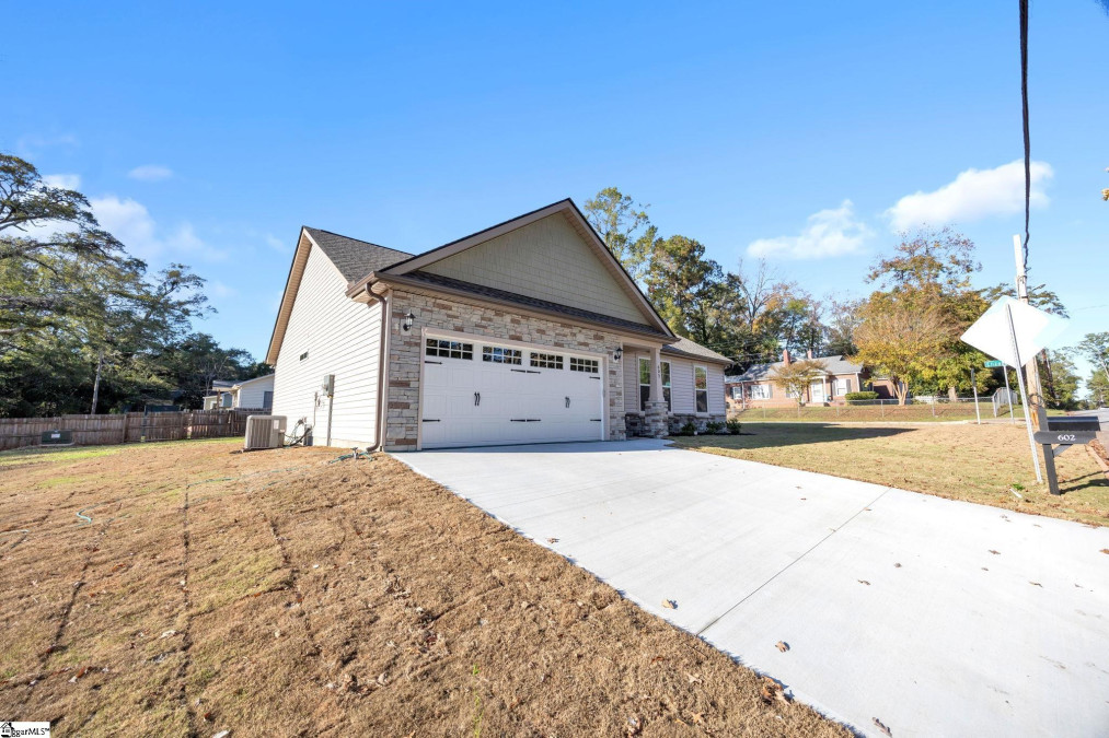 602 Caughlin  Anderson, SC 29624