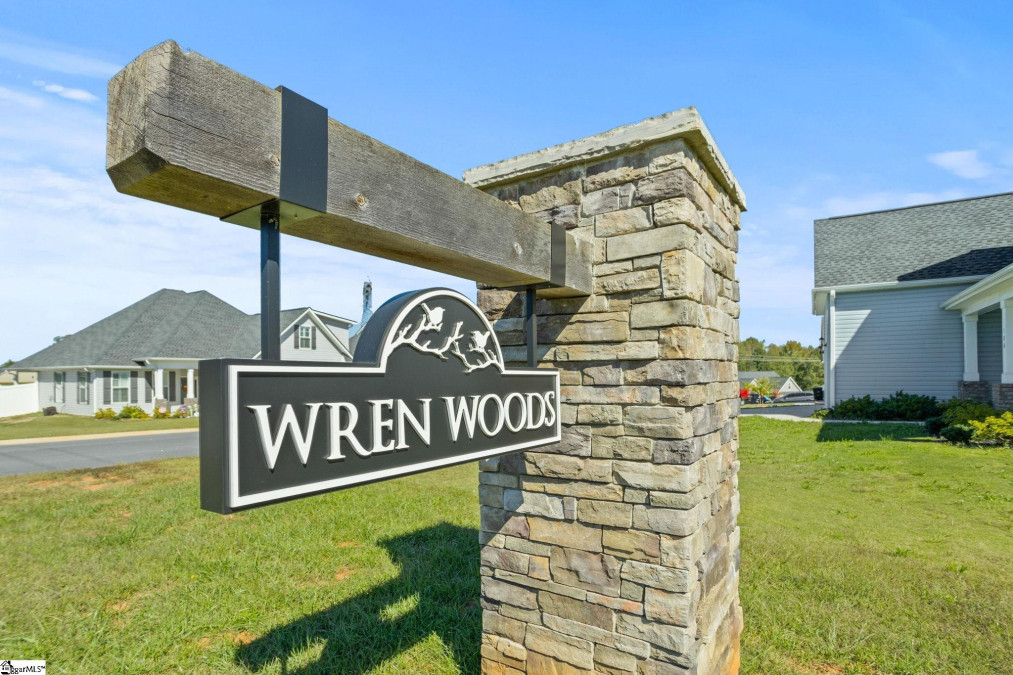 204 Wrenwood  Piedmont, SC 29673-7594