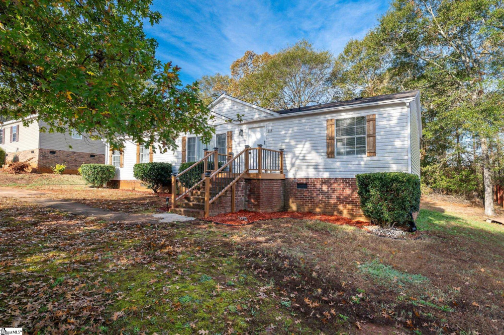 213 Creektop  Greenville, SC 29605