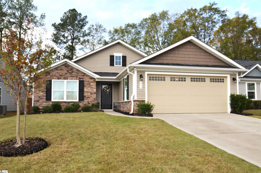 652 Hardwood  Boiling Springs, SC 29316