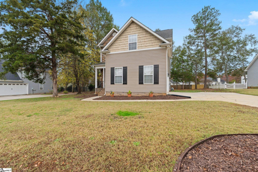 5 Manorwood  Simpsonville, SC 29681