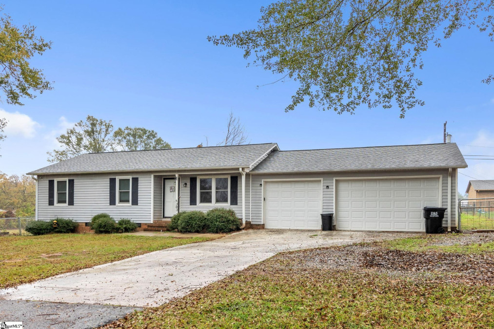 303 Kingsboro  Anderson, SC 29626