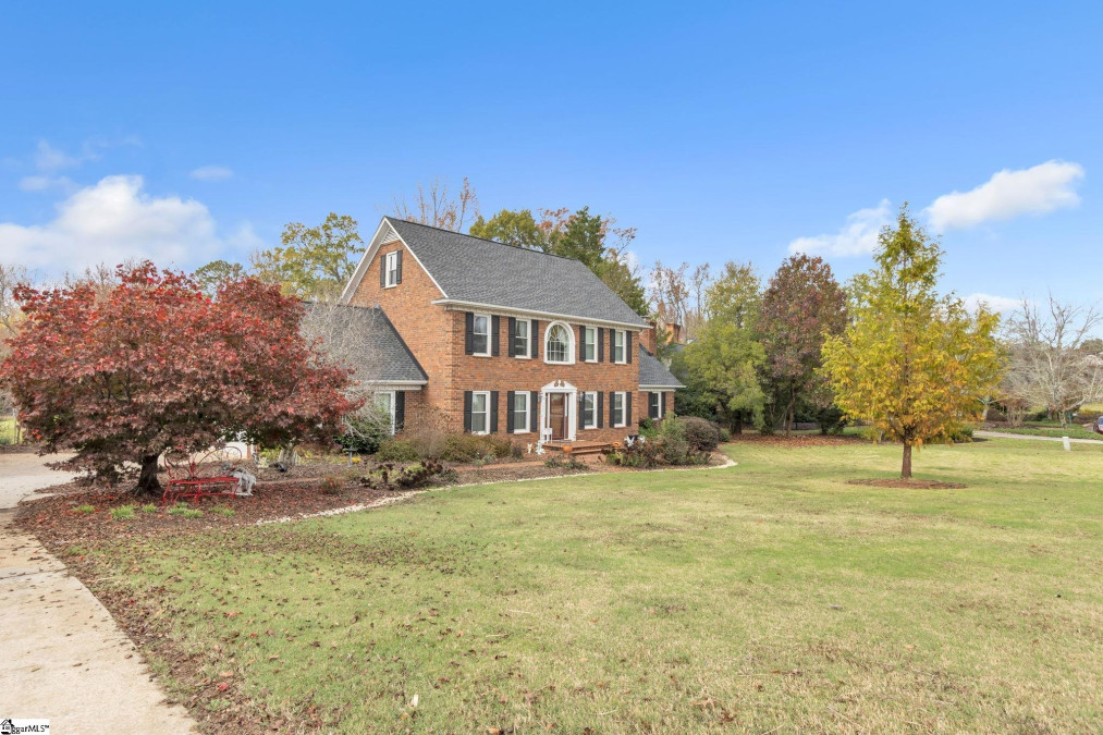 104 Pine Rg Easley, SC 29642