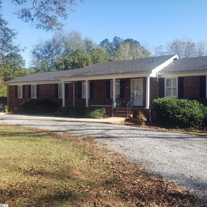 250 Thompson  Taylors, SC 29687