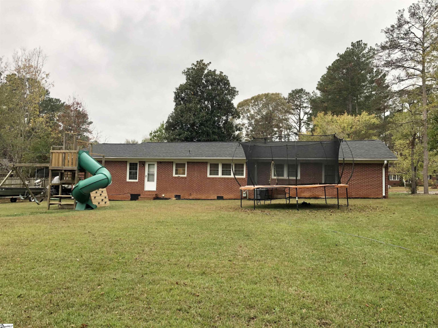 302 Carolina N Chesnee, SC 29323