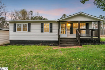 2216 Ekom Beach Laurens, SC 29360