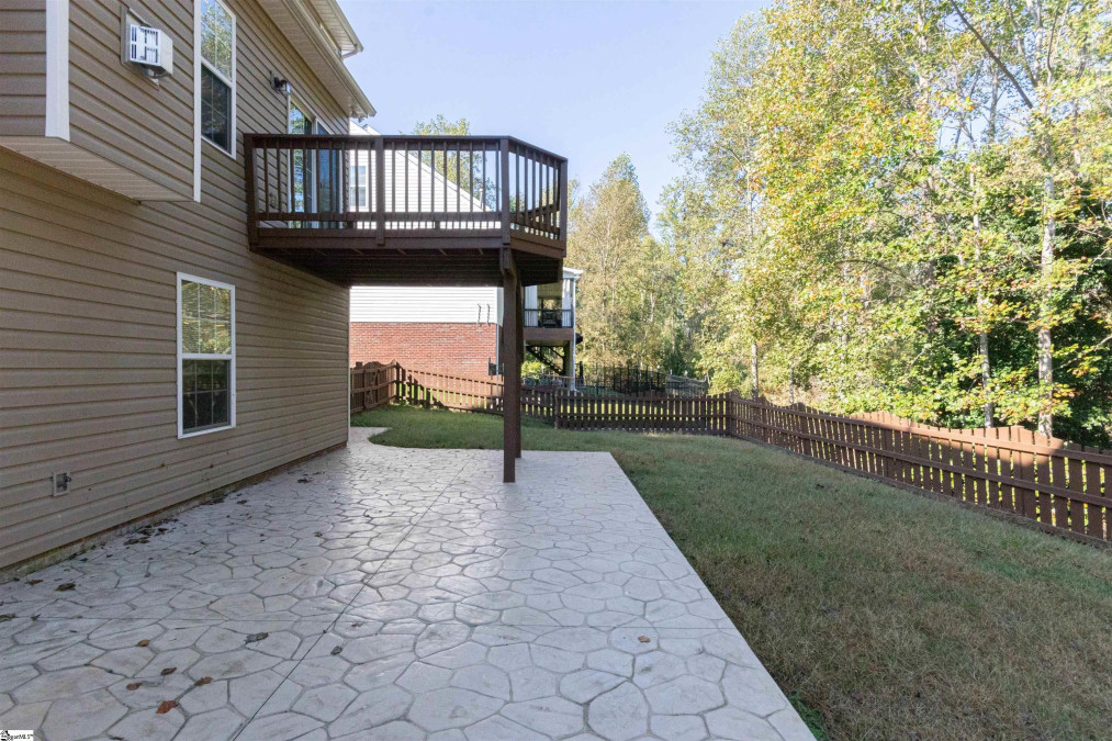 160 White Bark Taylors, SC 29687