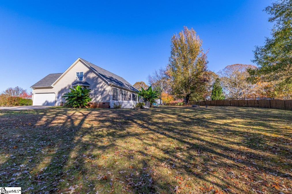 107 Grove Forest Pelzer, SC 29669