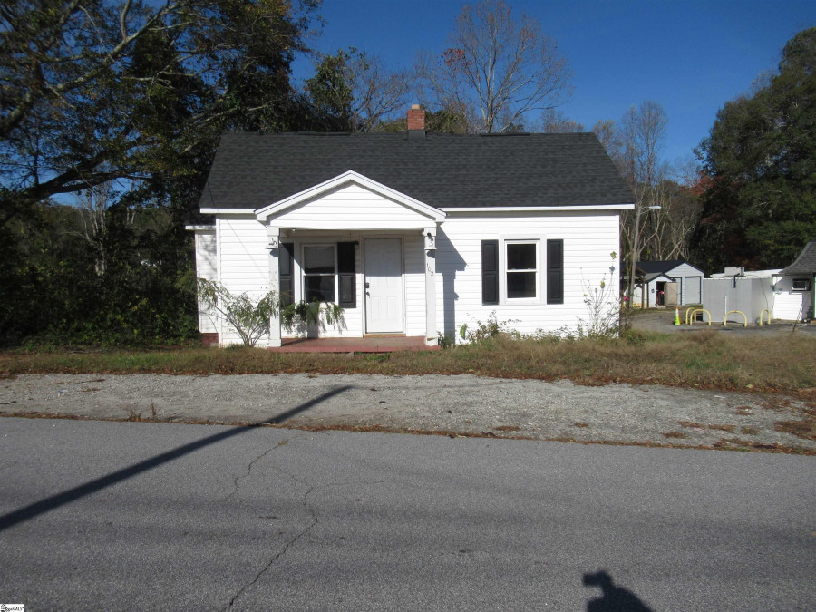 102 Sunset  Pickens, SC 29671