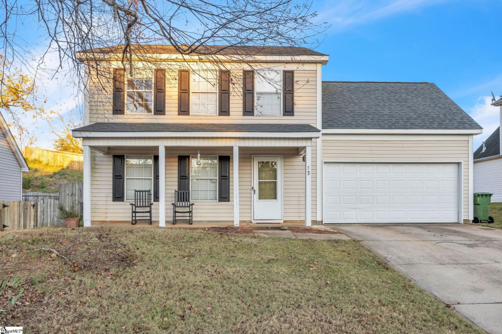 327 Hampton Rg Greer, SC 29651