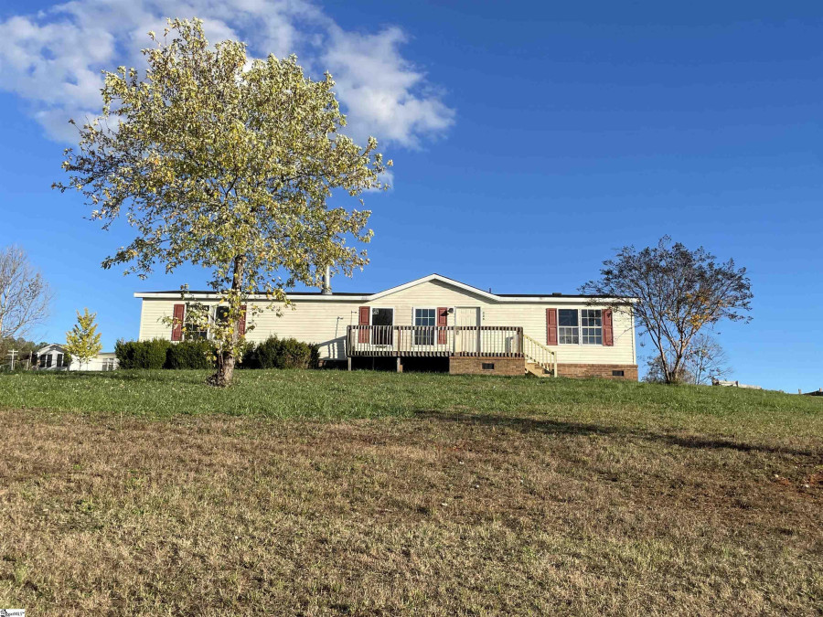 206 Sir Francis Drake Liberty, SC 29657-0000