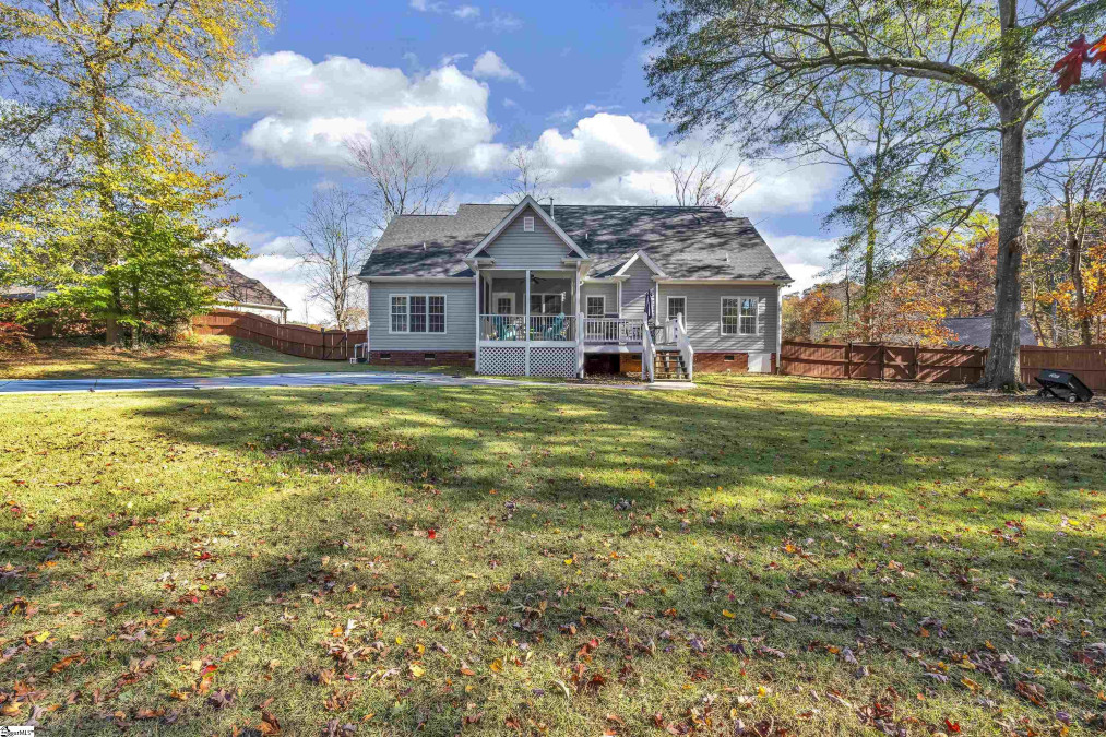 108 Woodstone  Easley, SC 29642