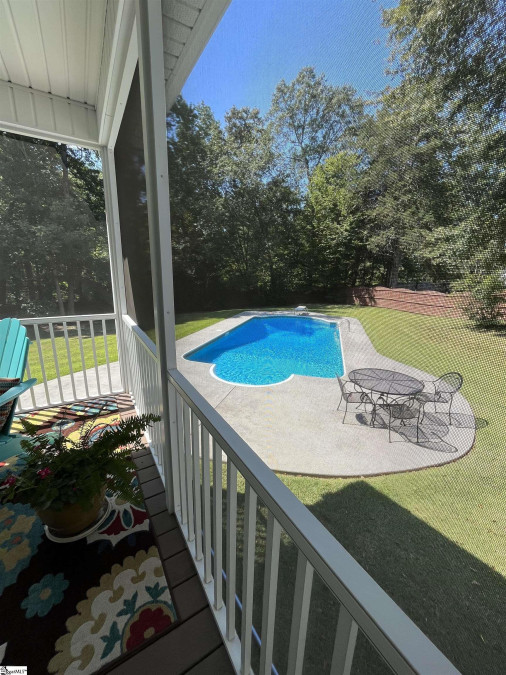 108 Woodstone  Easley, SC 29642