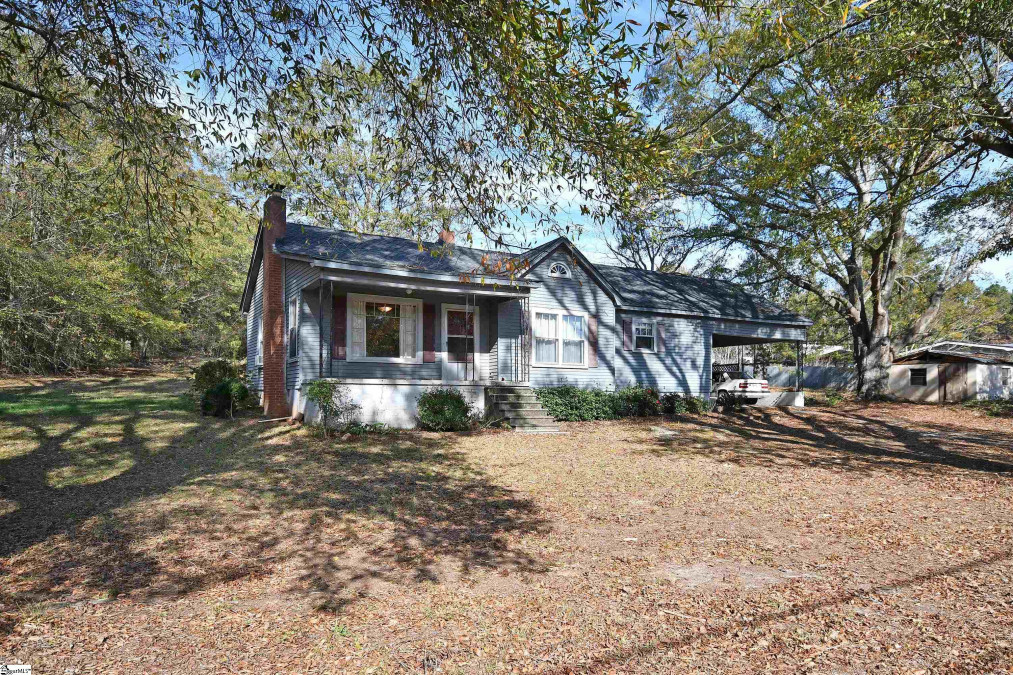 75 Tyger Bridge W Taylors, SC 29687