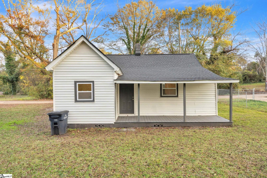 418 Churchwell  Anderson, SC 29624