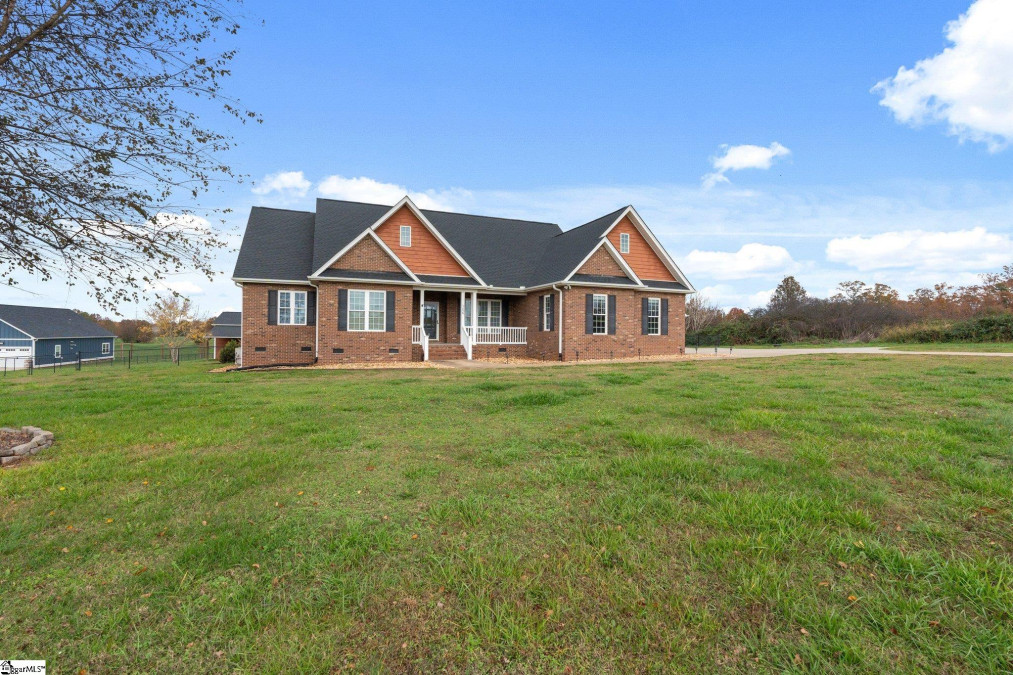 106 Pritchards  Anderson, SC 29625