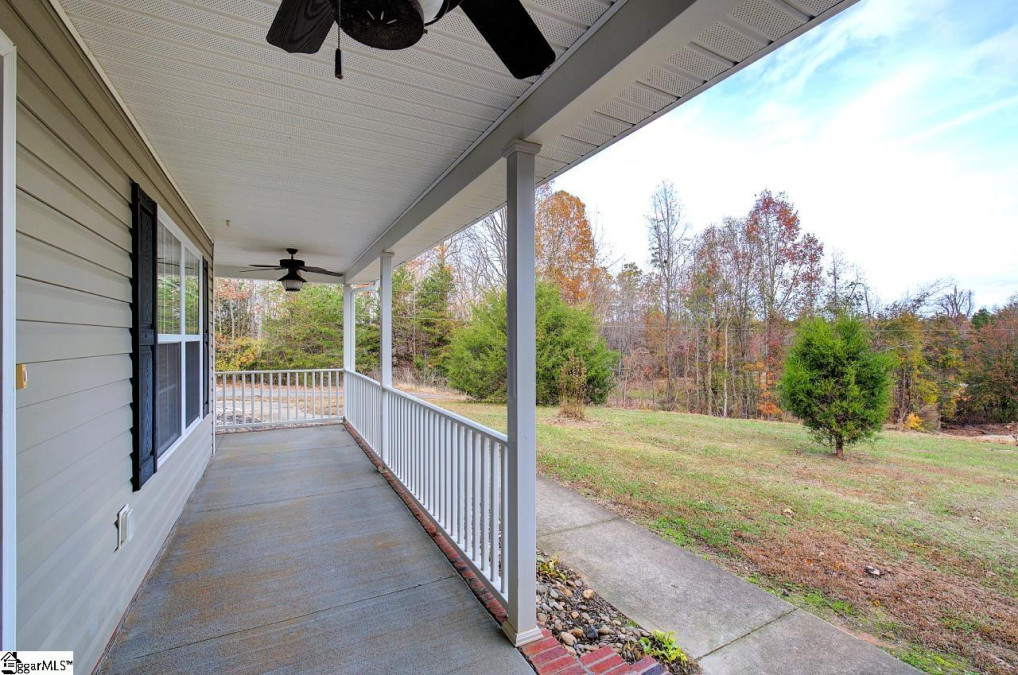 690 Hammett  Campobello, SC 29332