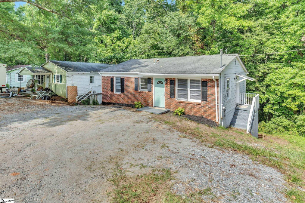 709 Georgia W Woodruff, SC 29388