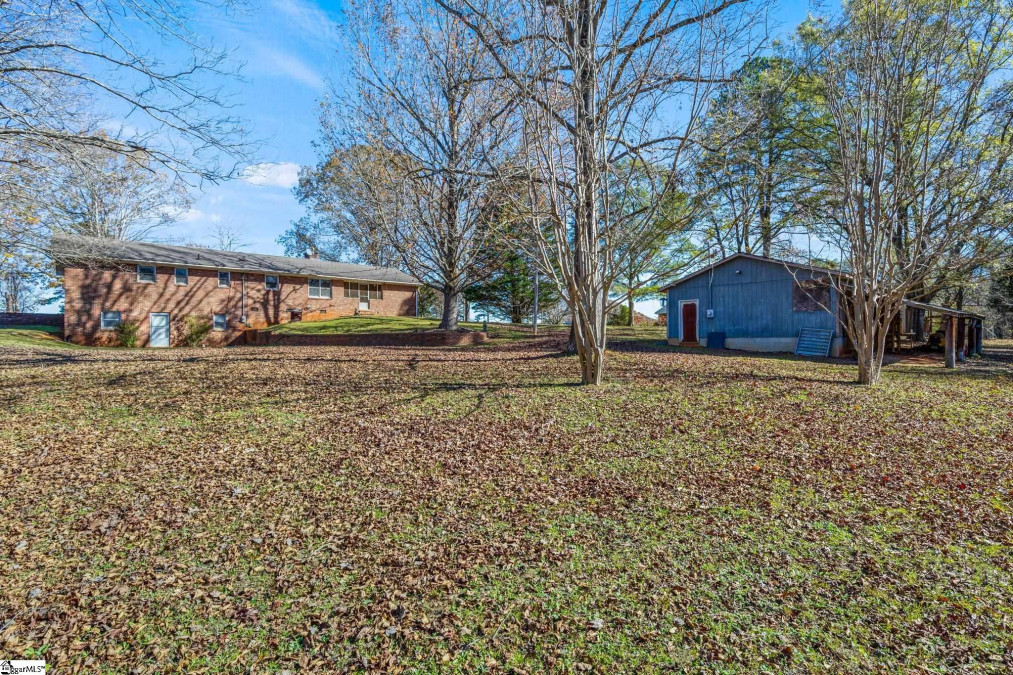 251 Mountain Est Pickens, SC 29671