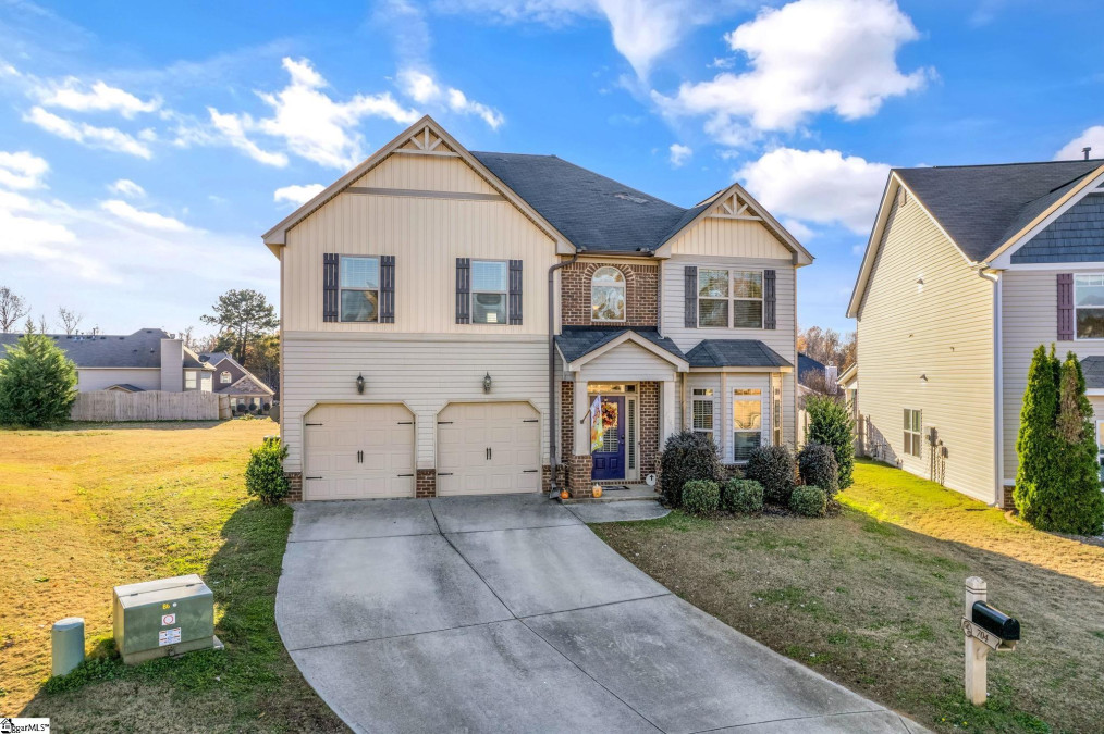 704 Heathridge  Woodruff, SC 29388