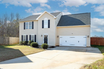 513 Flanders  Greenville, SC 29607