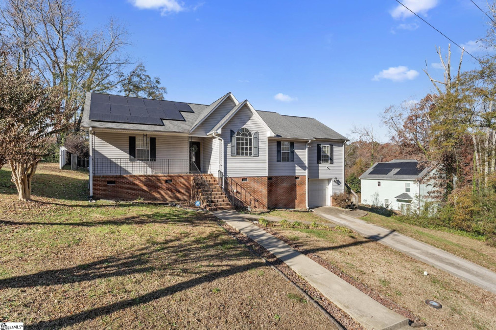 119 Freestone  Greenville, SC 29605