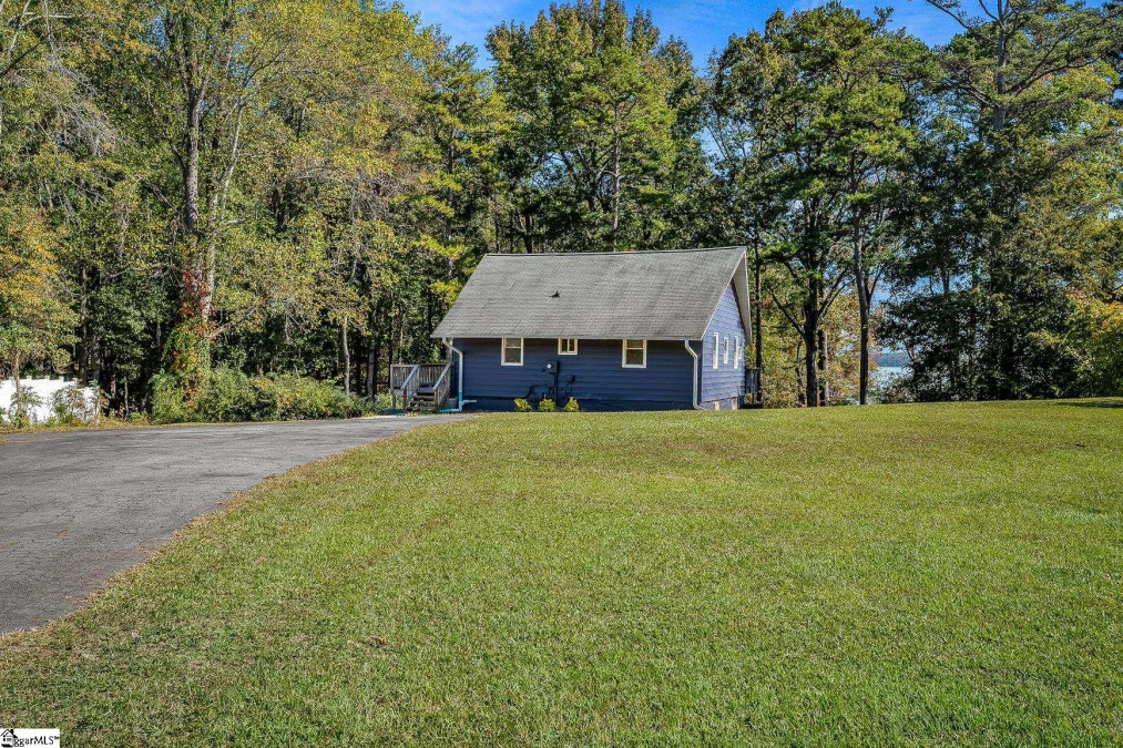 501 Broyles  Townville, SC 29689