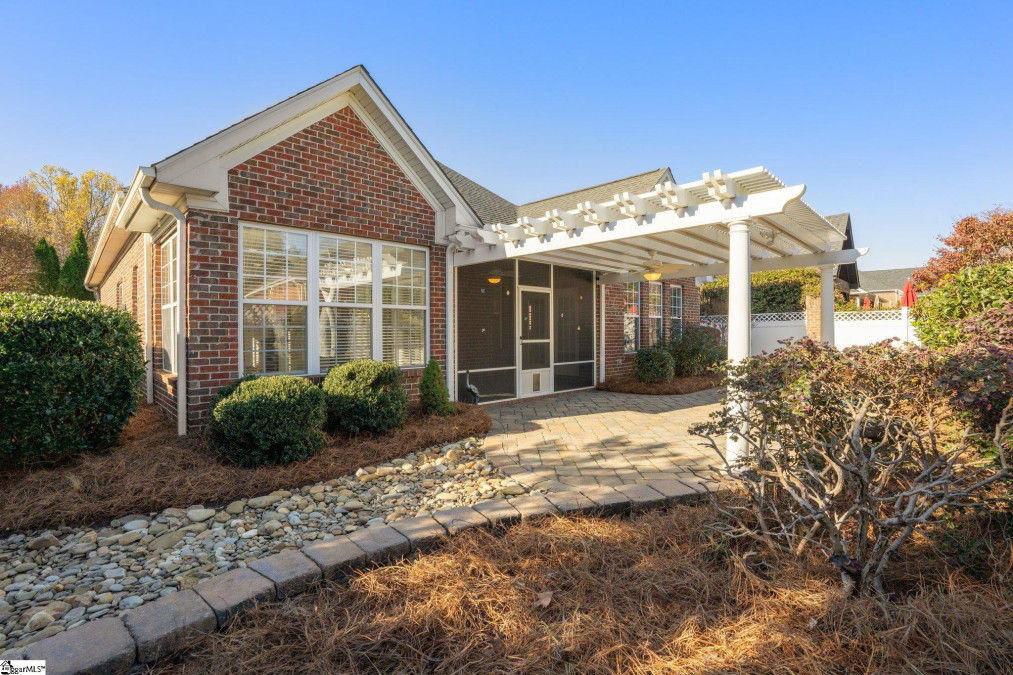 118 Lansfair  Greenville, SC 29607