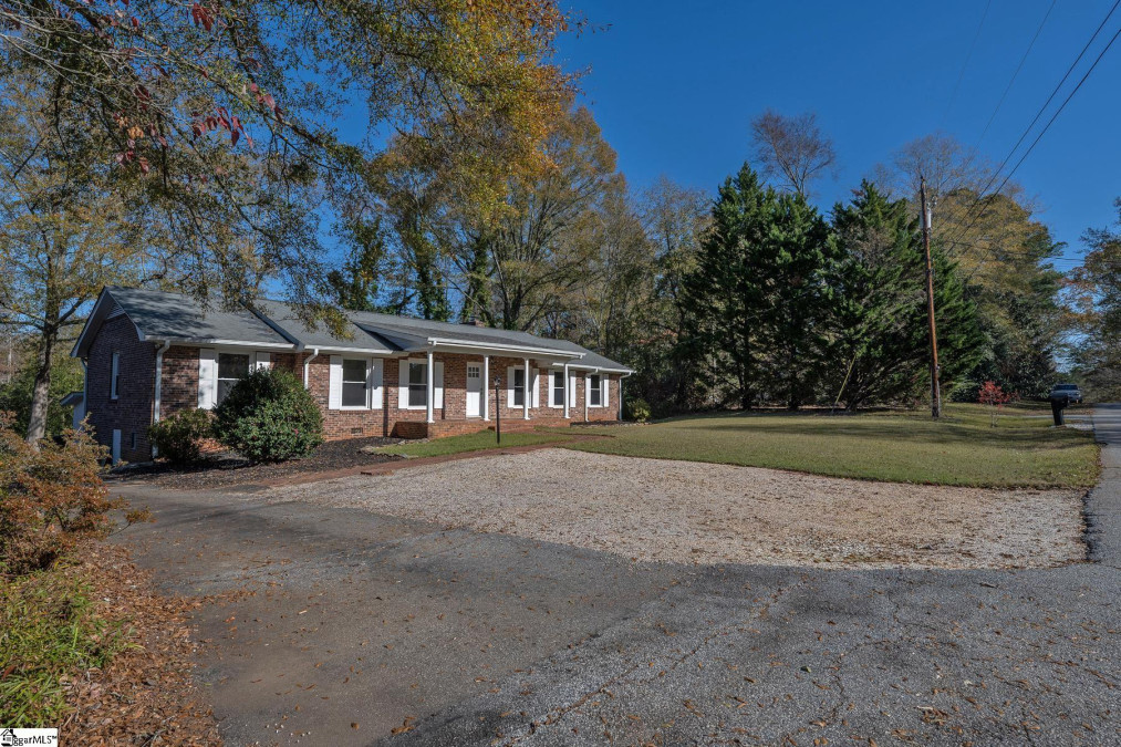 206 Westminster  Pendleton, SC 29670