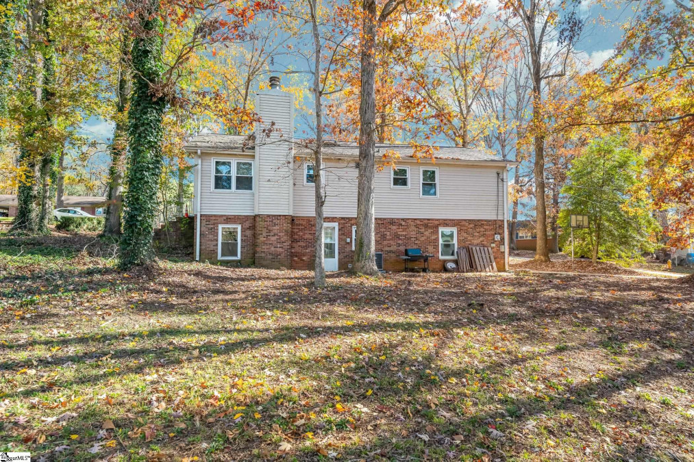 1 Darby  Taylors, SC 29687