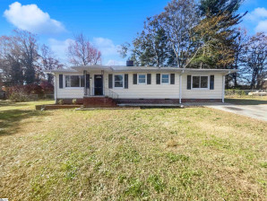 44 Pinehurst  Taylors, SC 29687