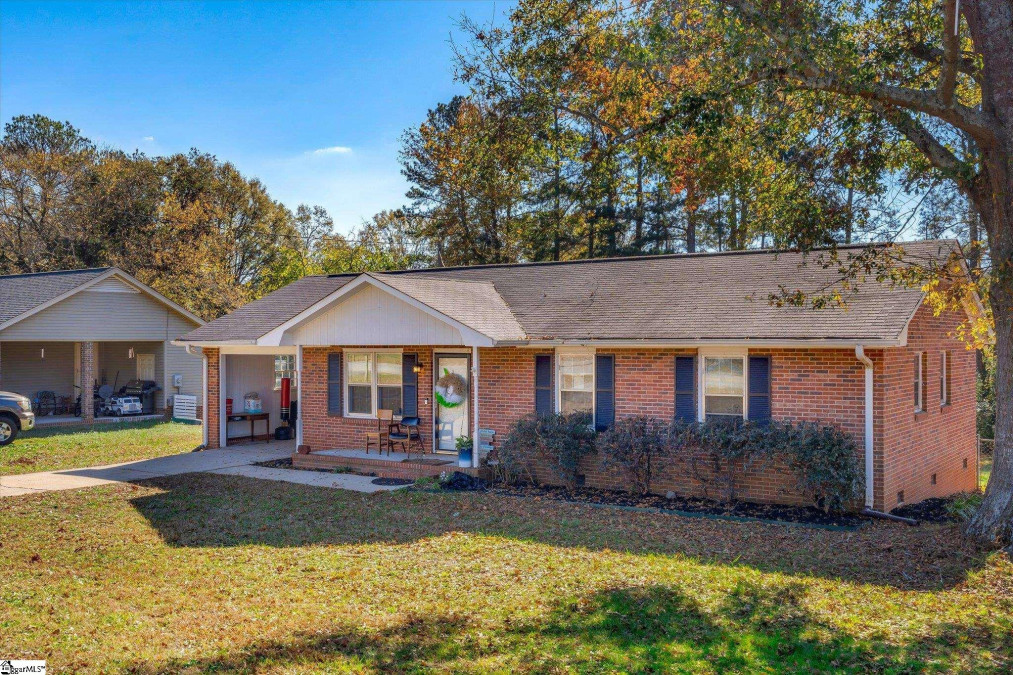 1305 Centerville  Anderson, SC 29625