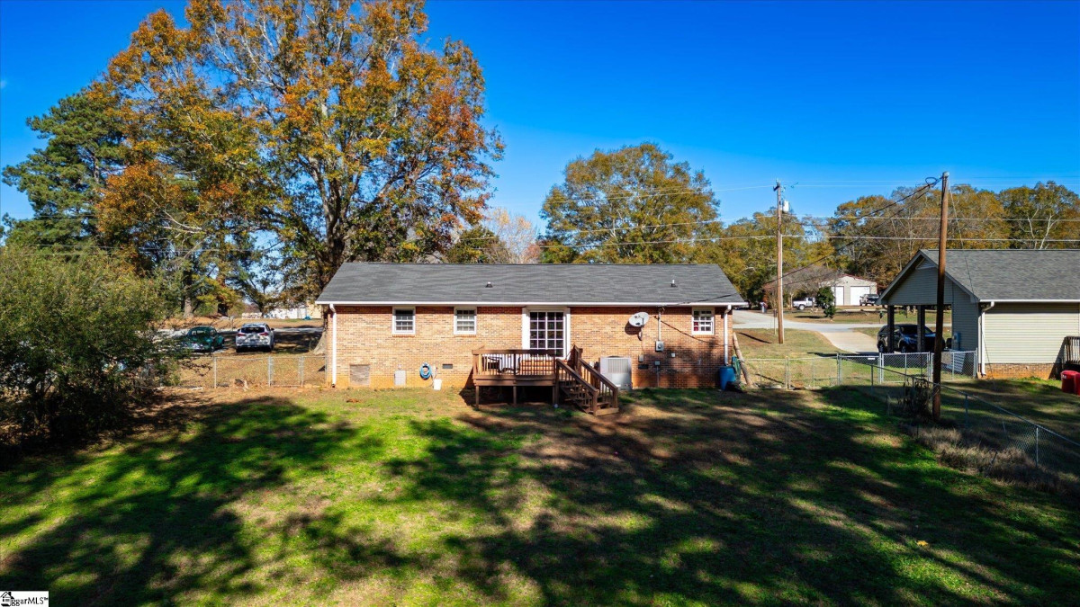 1305 Centerville  Anderson, SC 29625