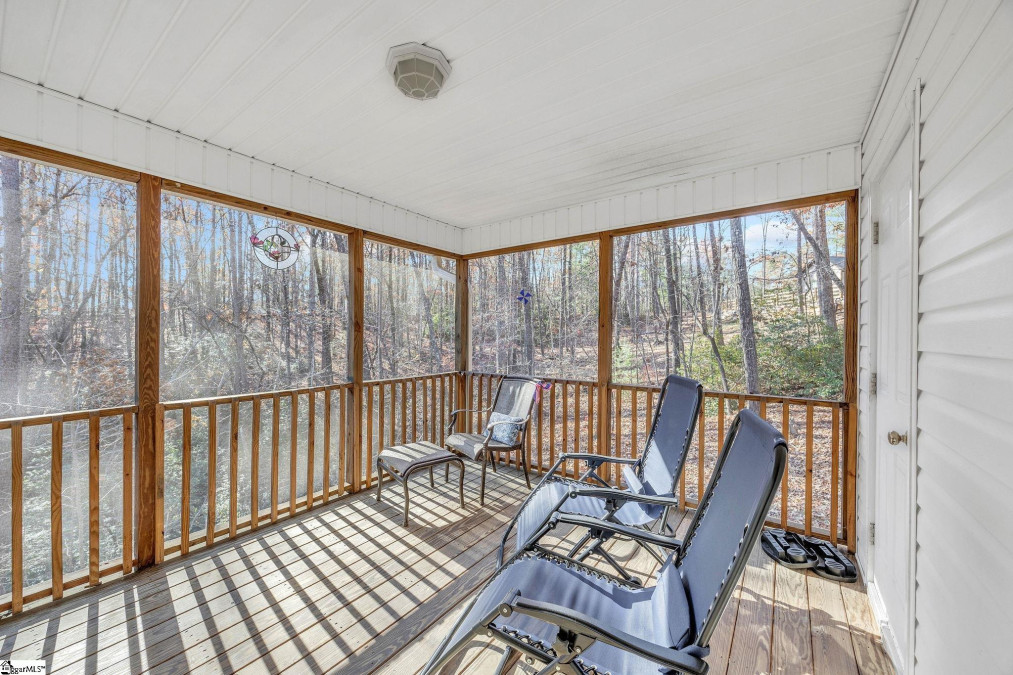 112 Jocassee Falls Salem, SC 29676