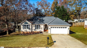 138 Hatteras  Simpsonville, SC 29680