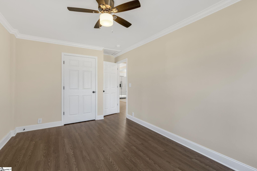 16 6th  Greenville, SC 29609