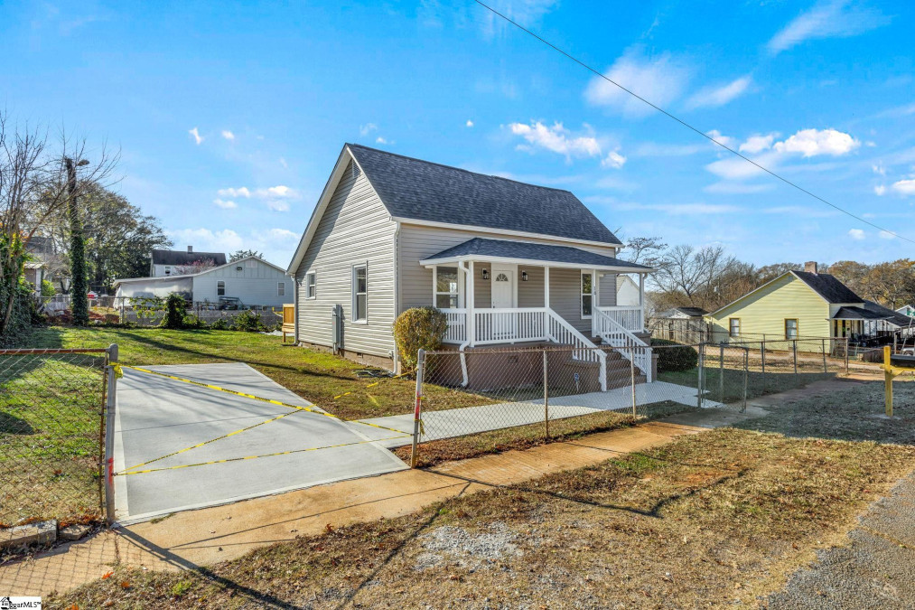 16 6th  Greenville, SC 29609