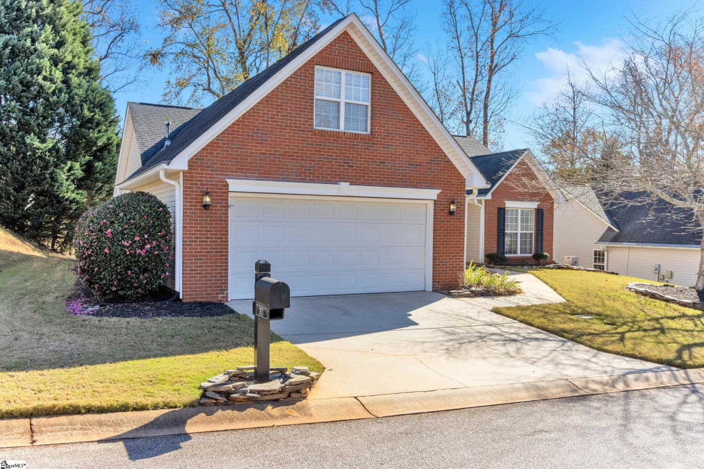 313 Lexington Pl Greenville, SC 29615