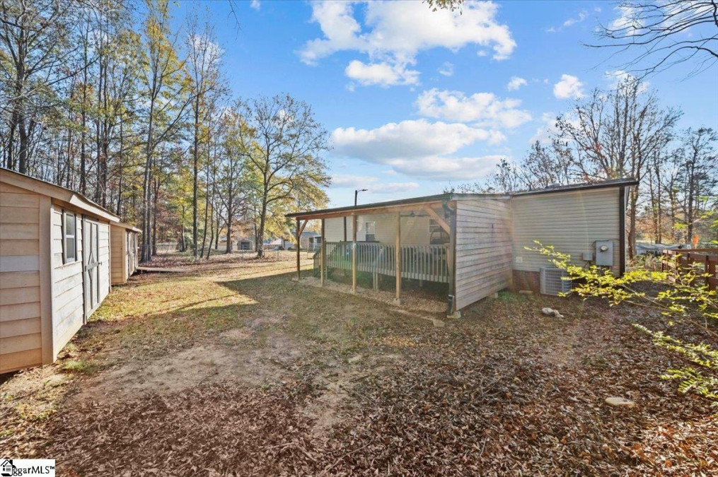 122 Lakeside  Taylors, SC 29687-5721