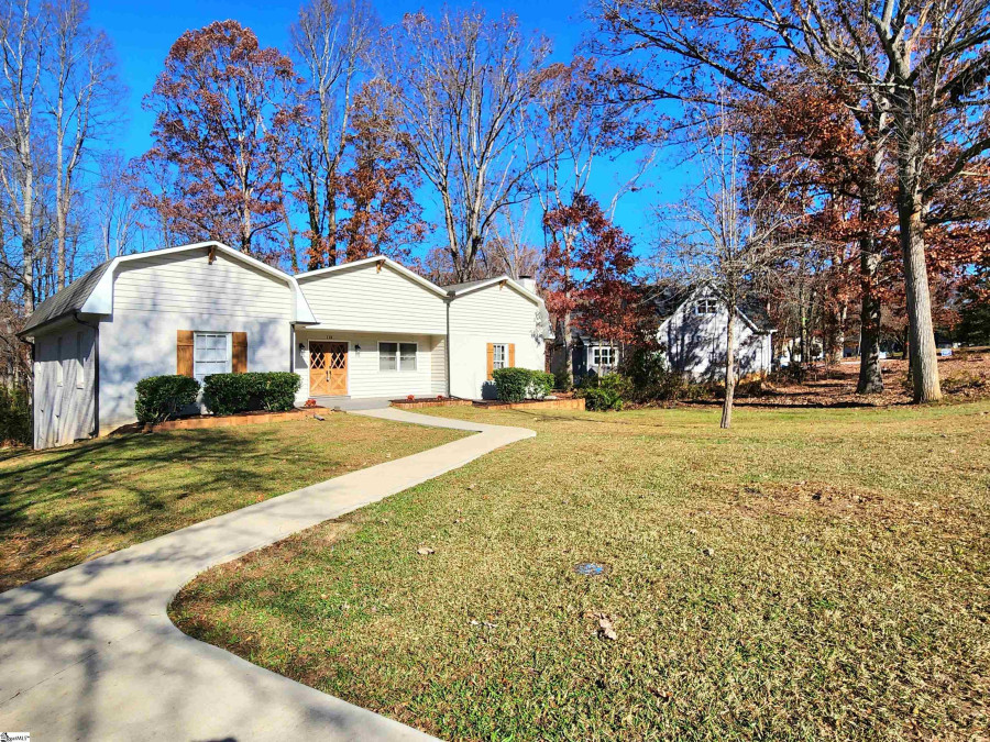 118 Colony  Travelers Rest, SC 29690